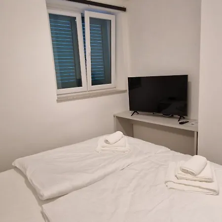 Bonaca 3 With Private Parking *
